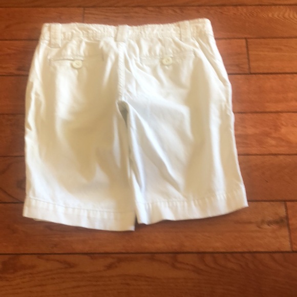 🩳Aeropostale White Capris - Picture 2 of 2